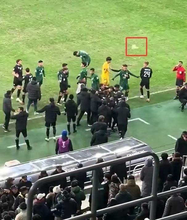 爱游戏娱乐-罚款5000美元！亚足联为国安开出罚单，米兰名宿盛赞国安球员有种